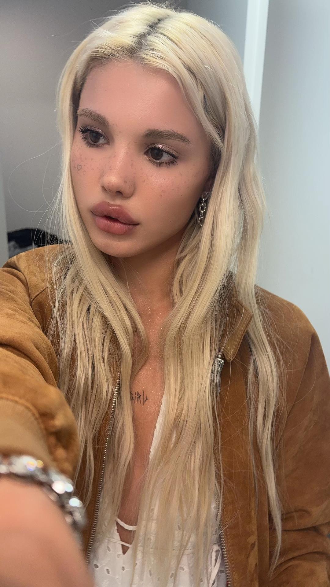 @krankebarbie