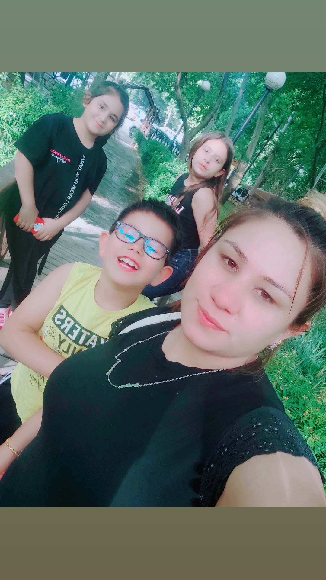 @Esra Erbaş