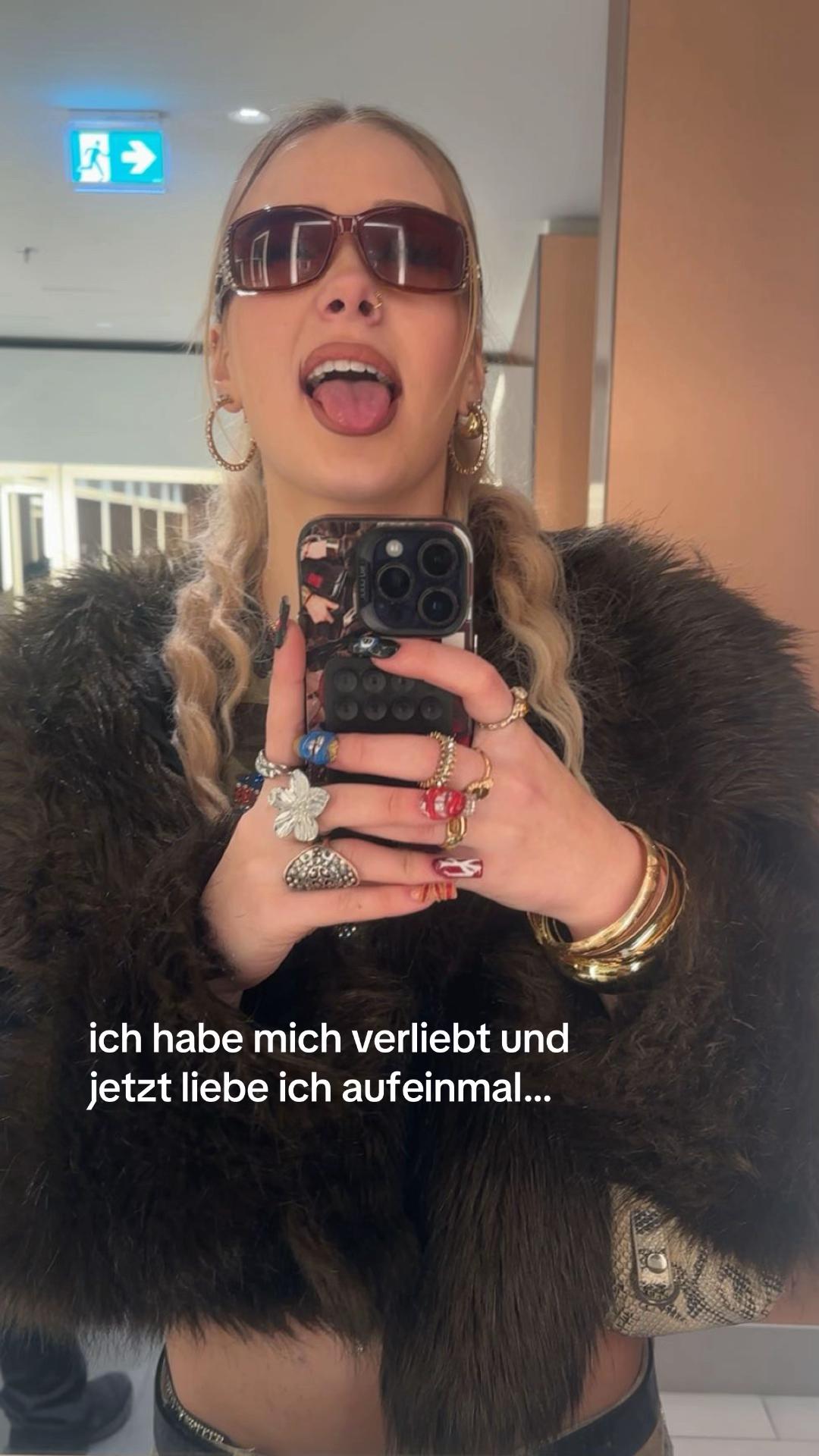 @Leonie