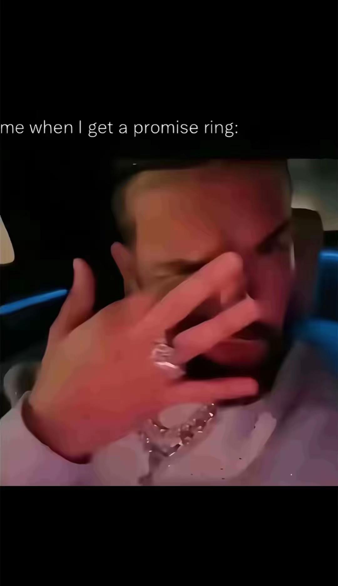 @🤨