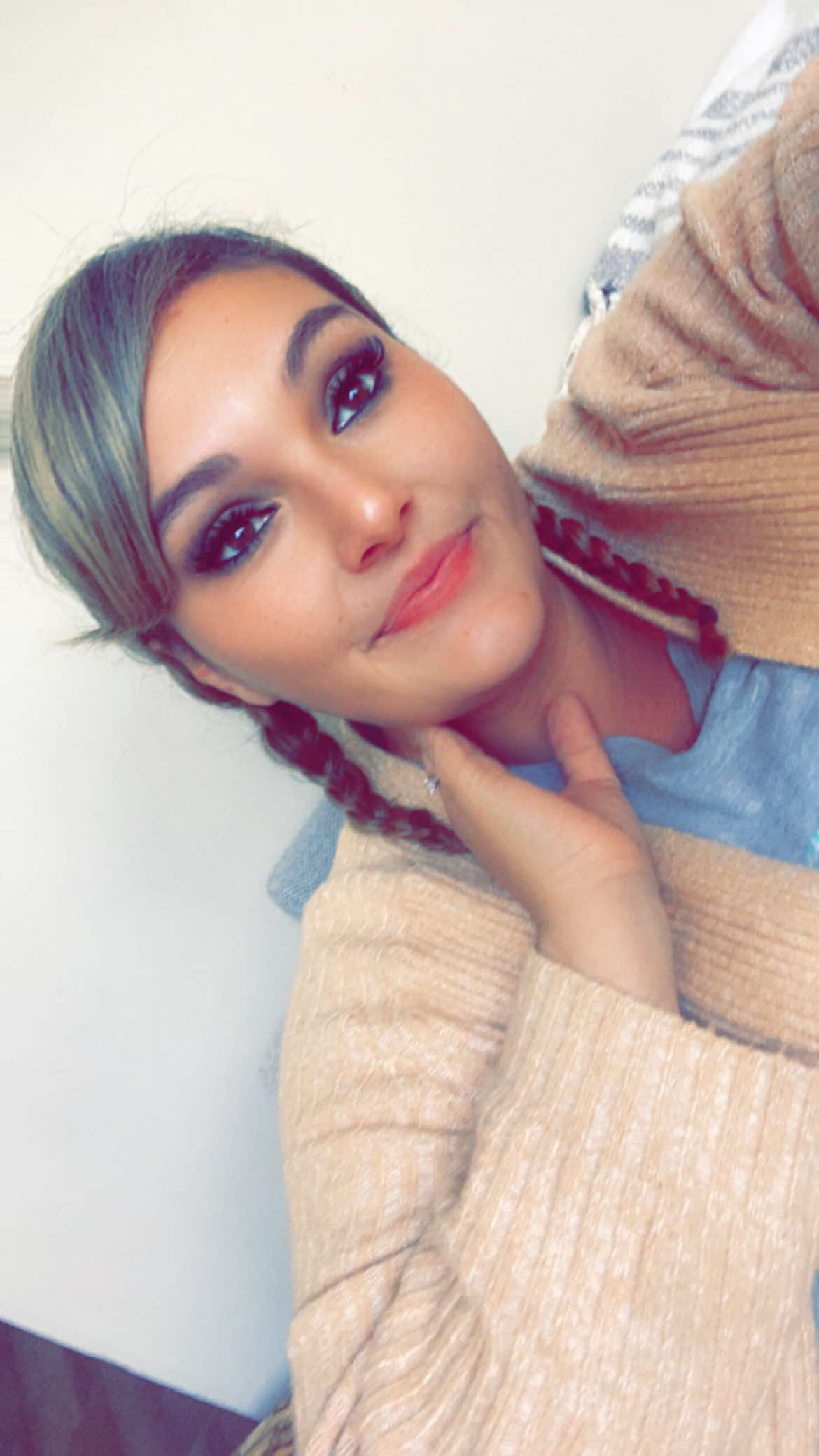 @Anjelica Britner🥪