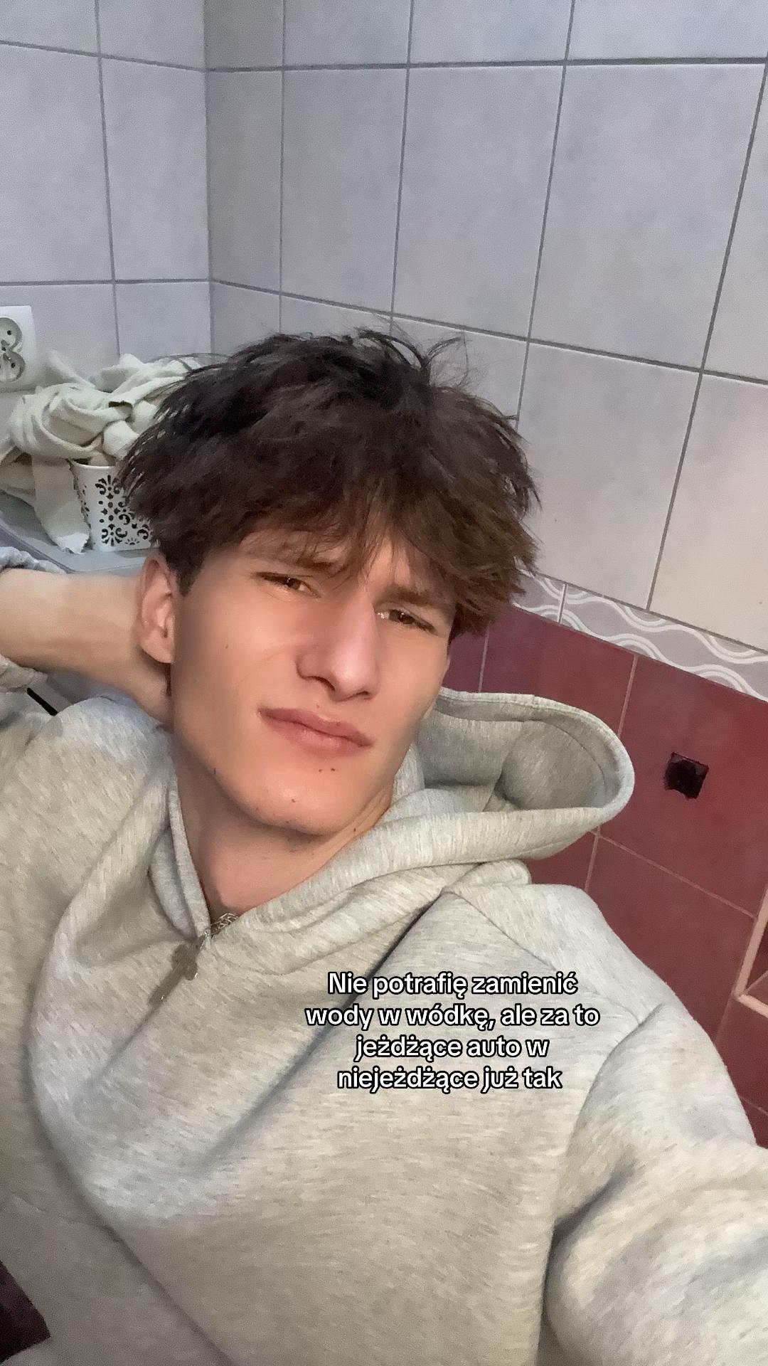 @Wyszy_nski