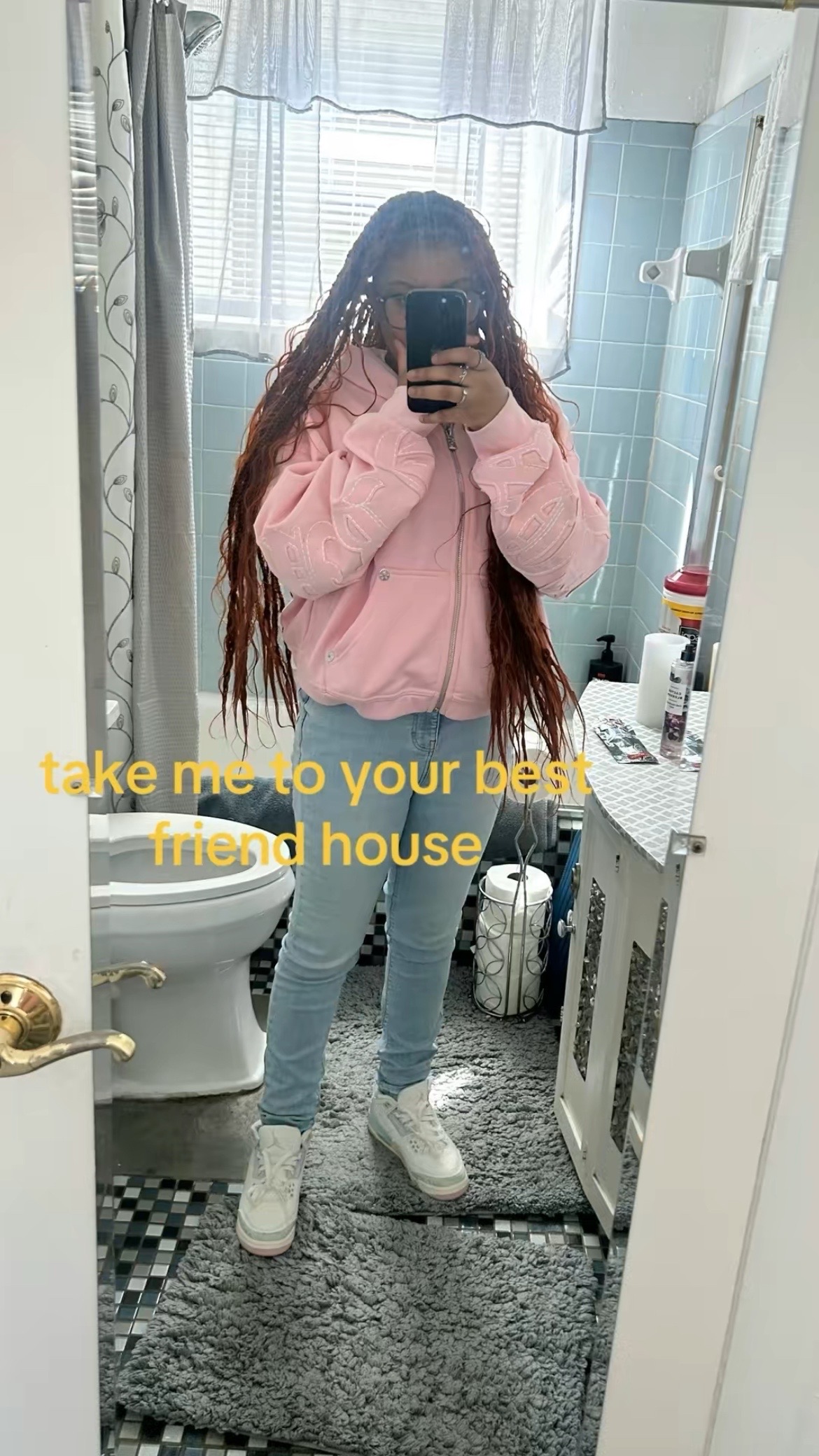 @youcancmqueenb