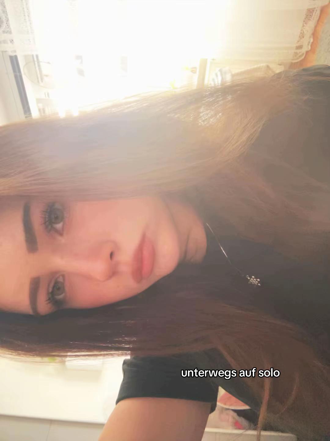 @Leni🇩🇪