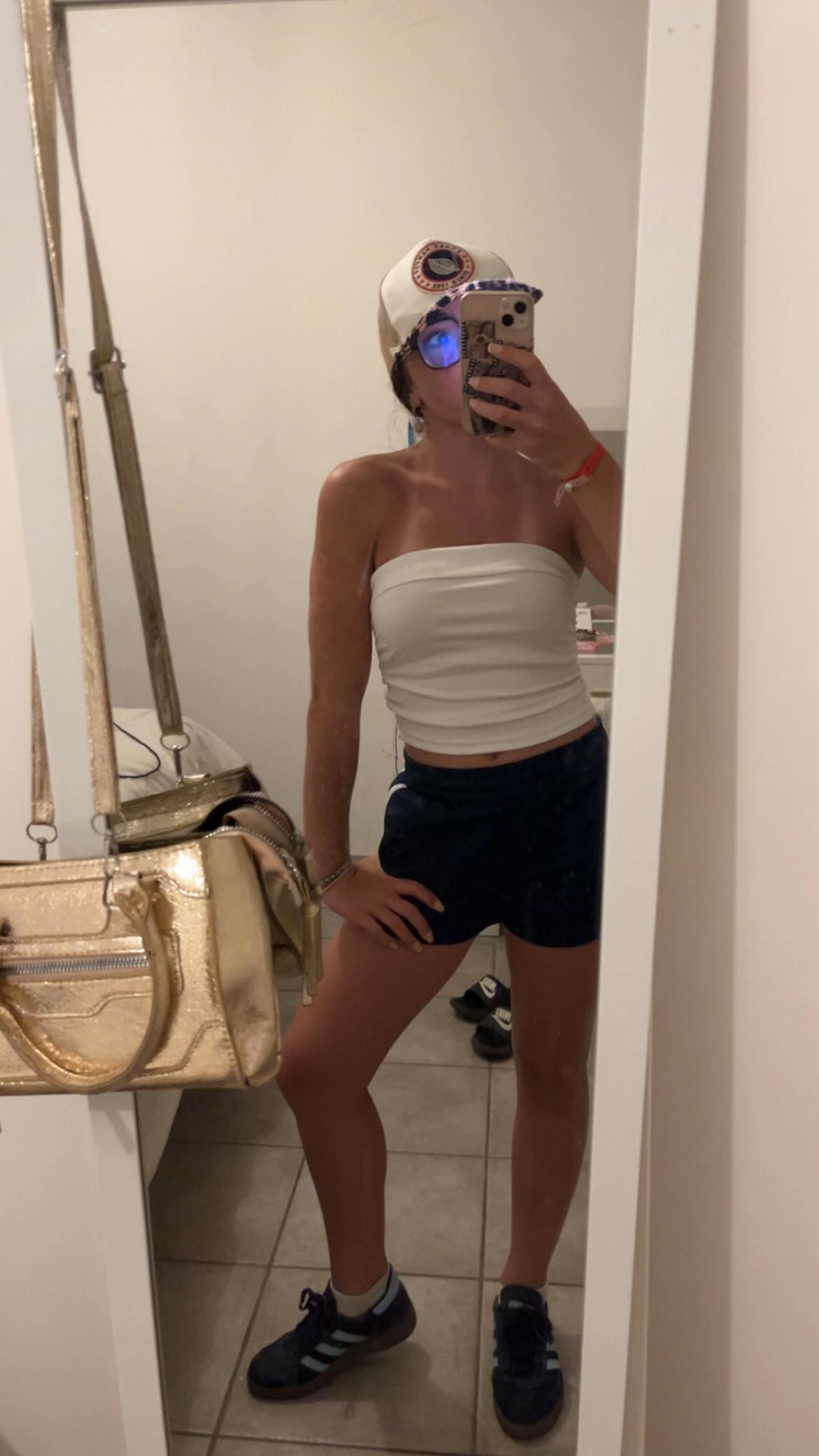 @🎀💫𝐋𝐞𝐞.𝐥𝐨𝐮&rsquo;💫🎀