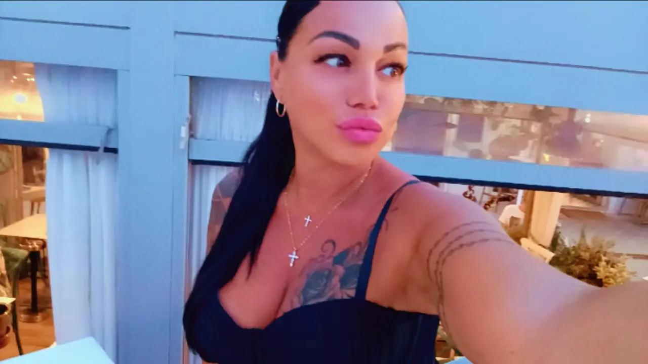 @deborahsharon