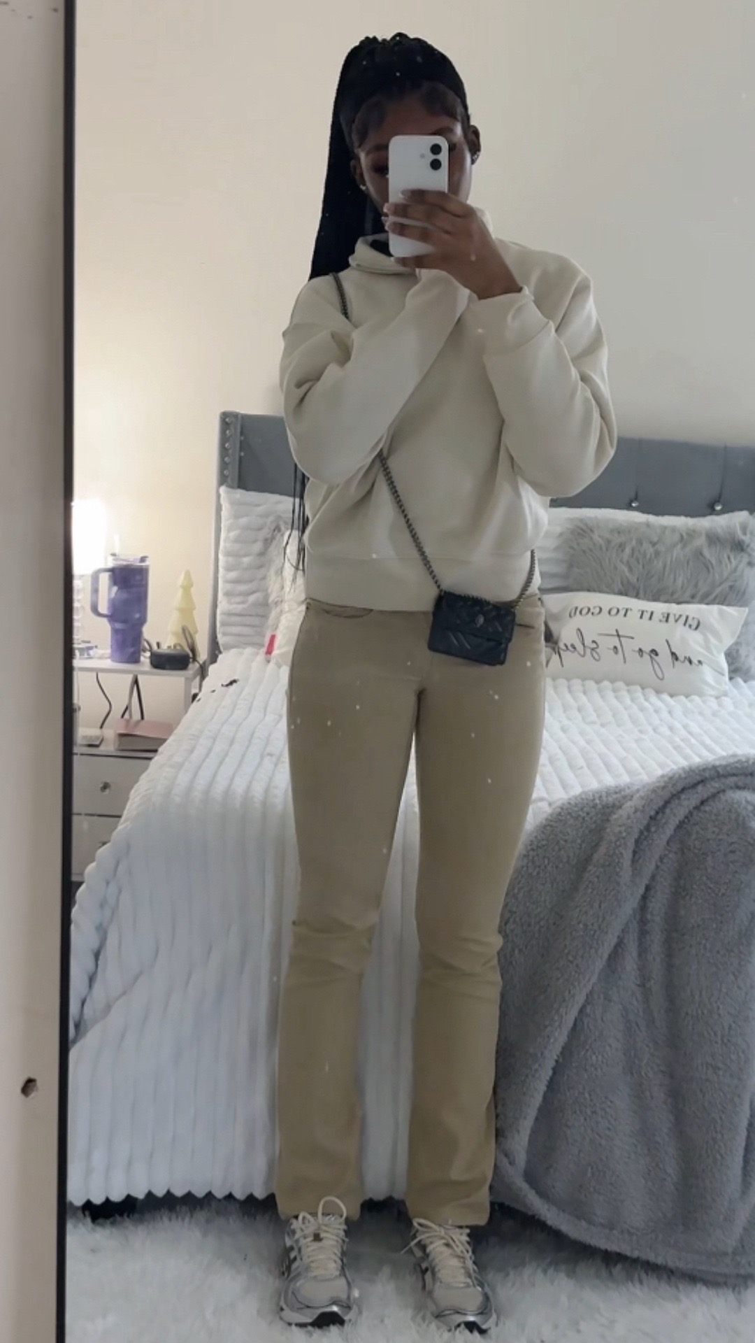 @khloalex