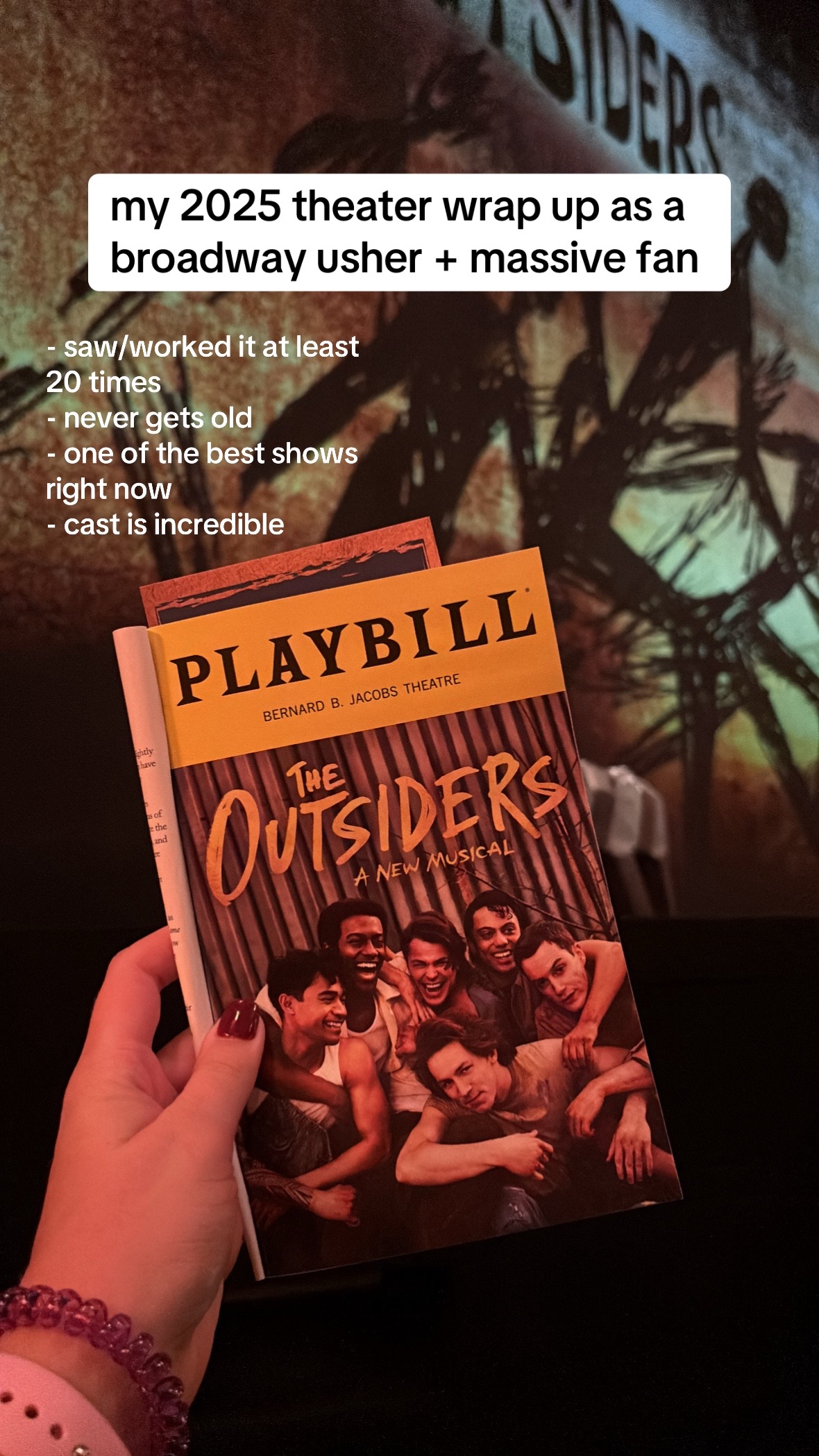 @broadwaywithizzy