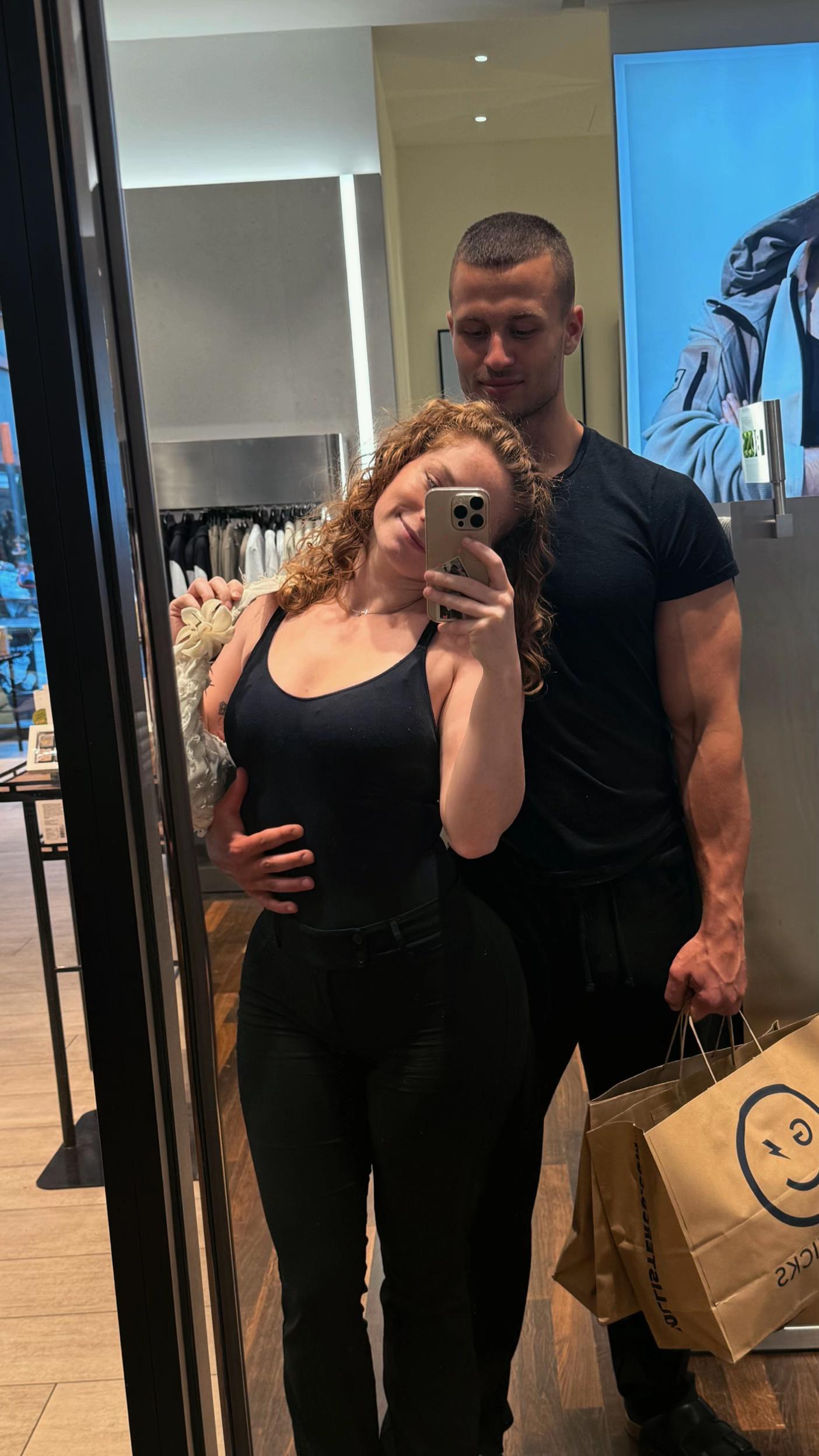 @Emilygrm