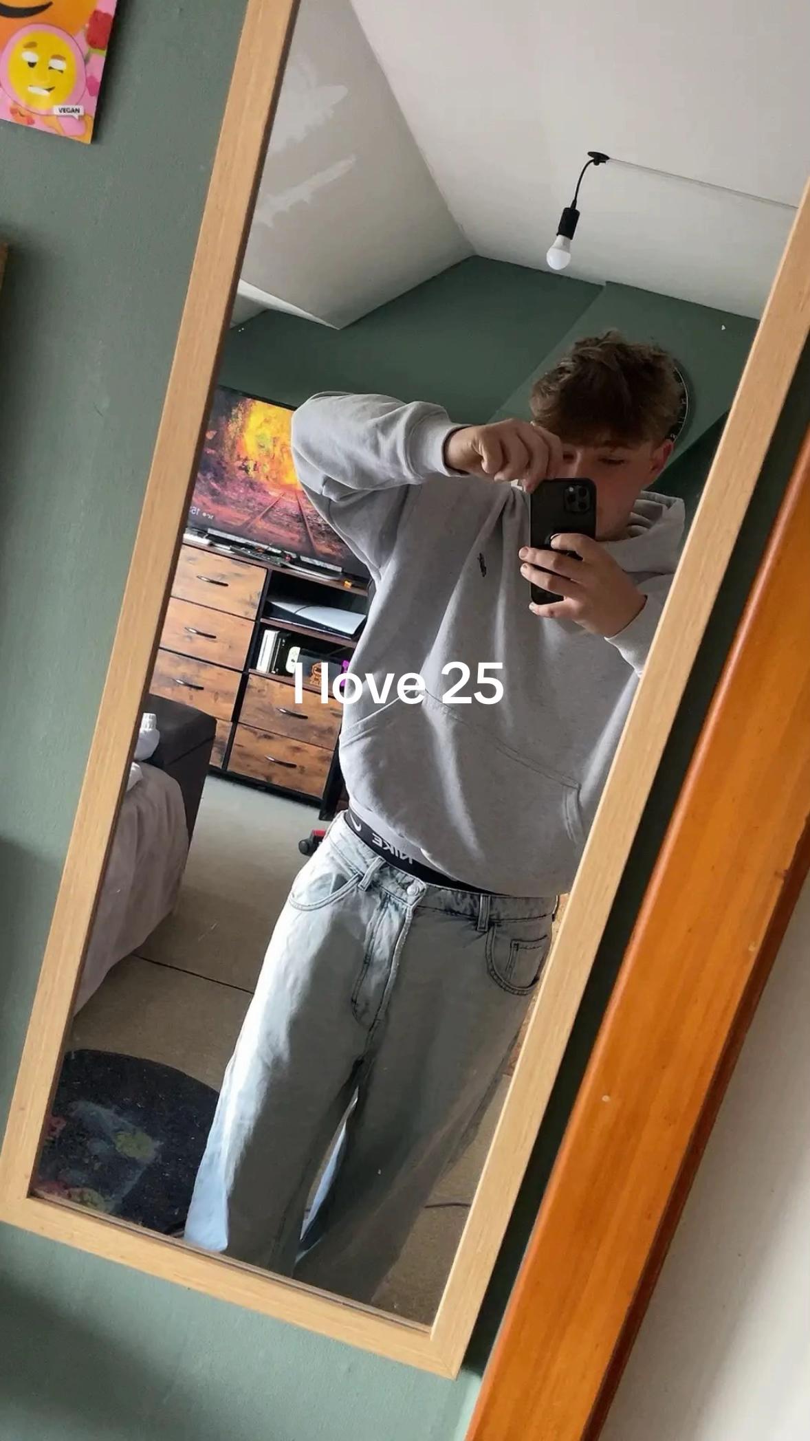 @Mikyboy