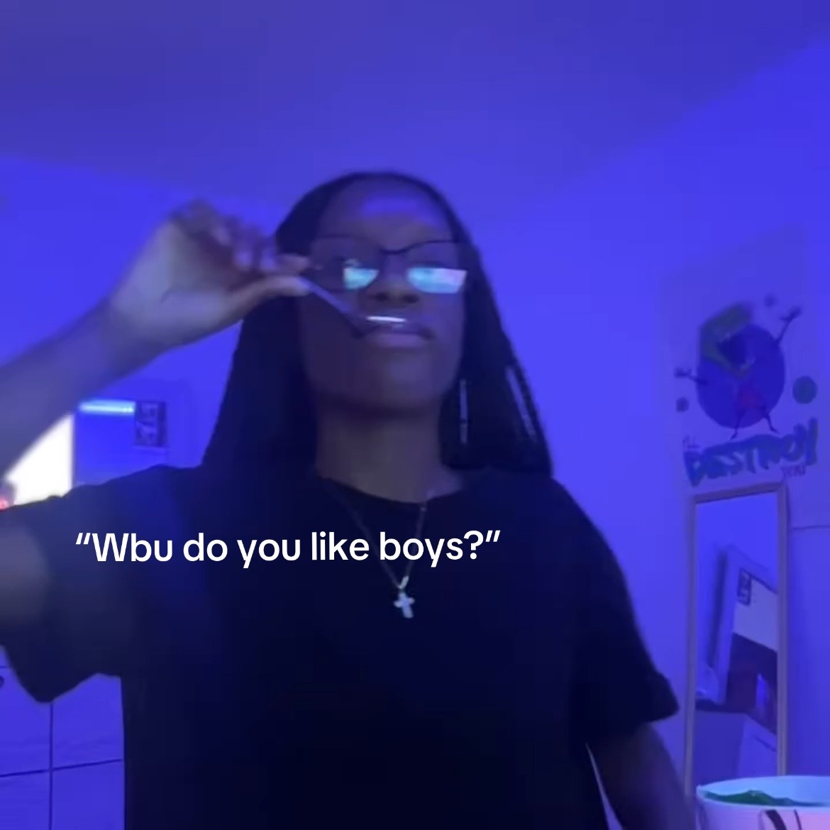 @🌚