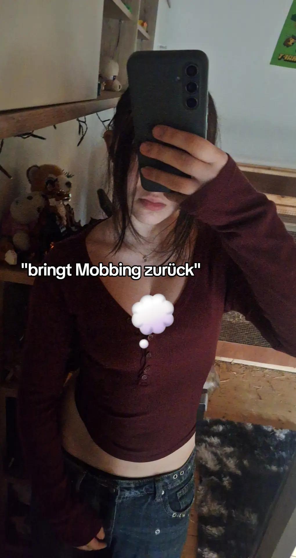 @~★~