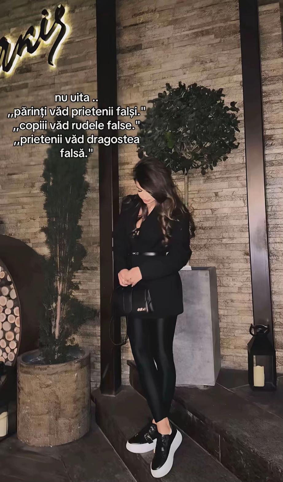 @✨
