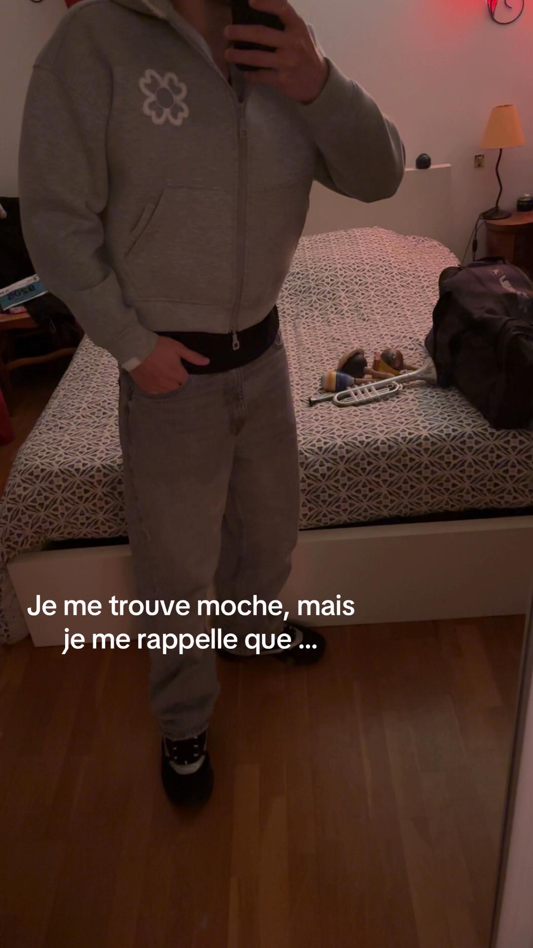 @Axel_bgrd