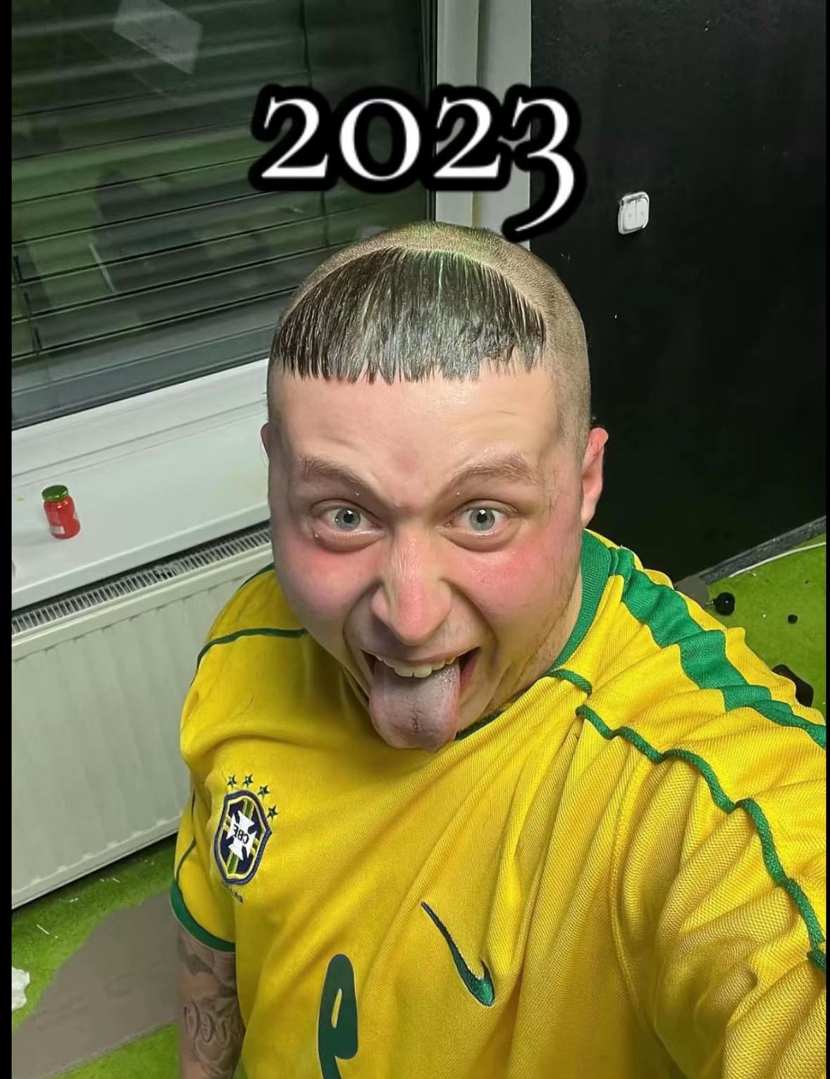 @codav__