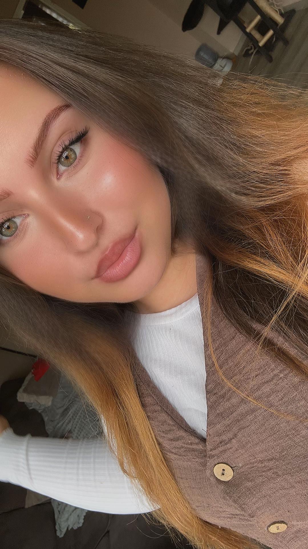 @<3