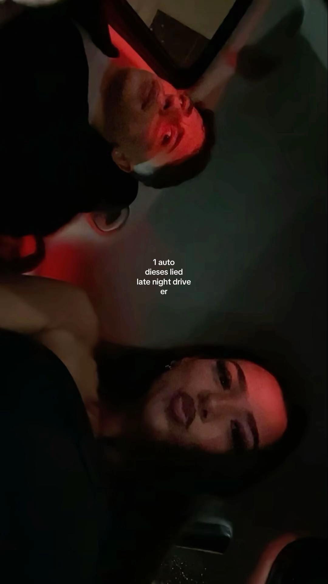 @⁻