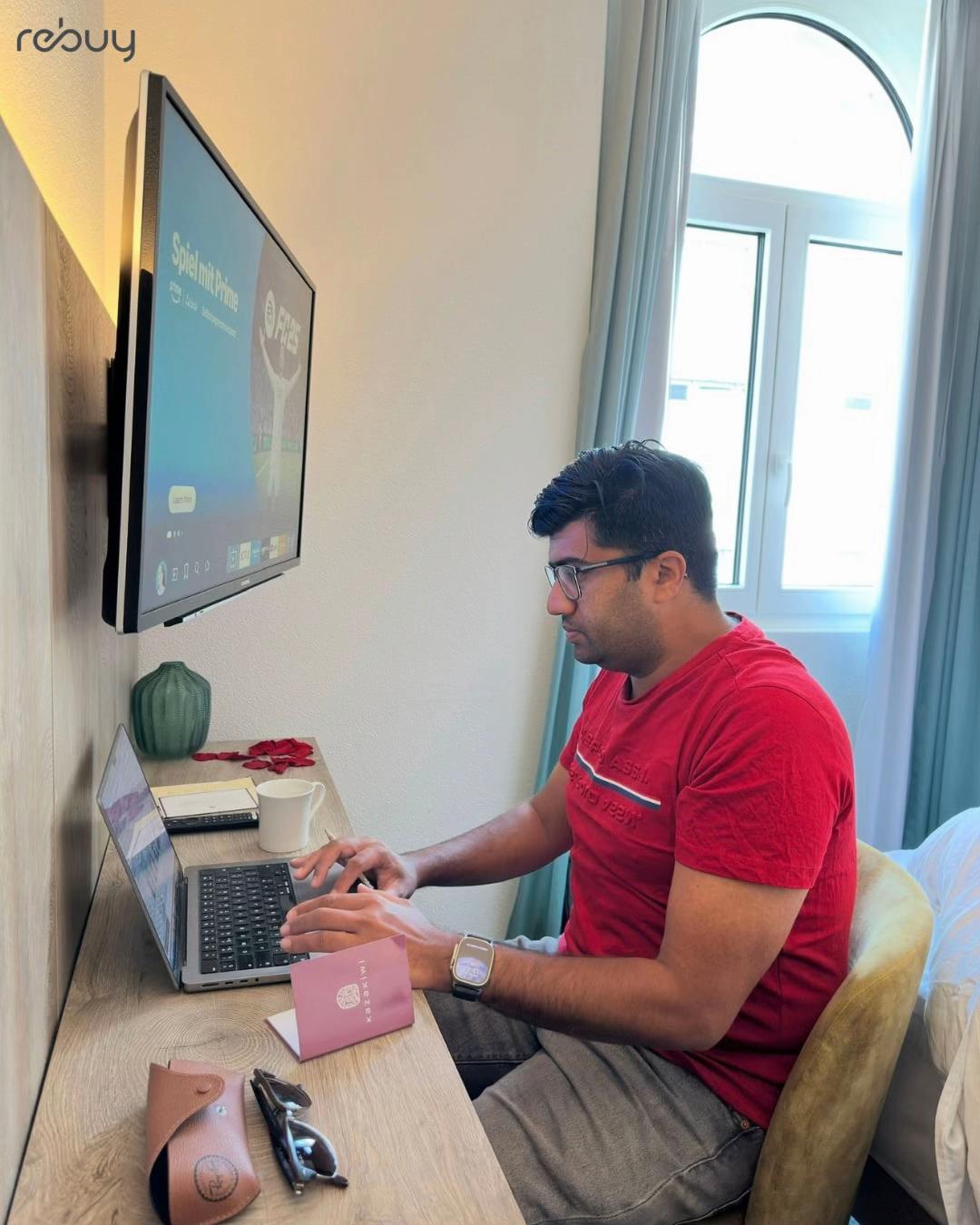 @Aoon The Traveller