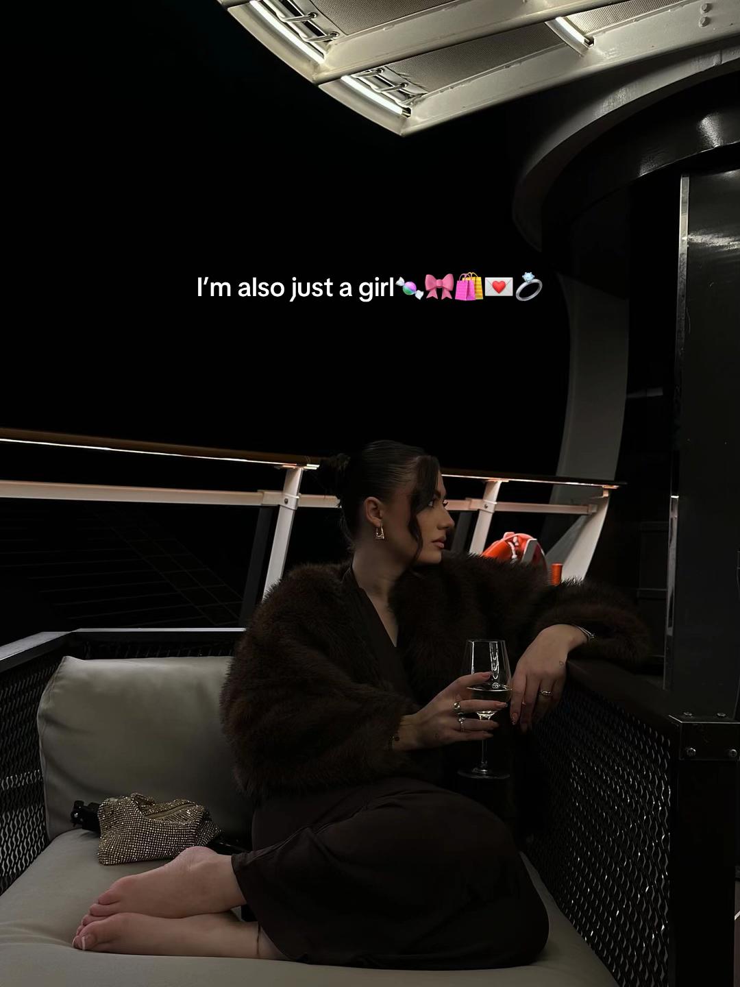 @🖤M