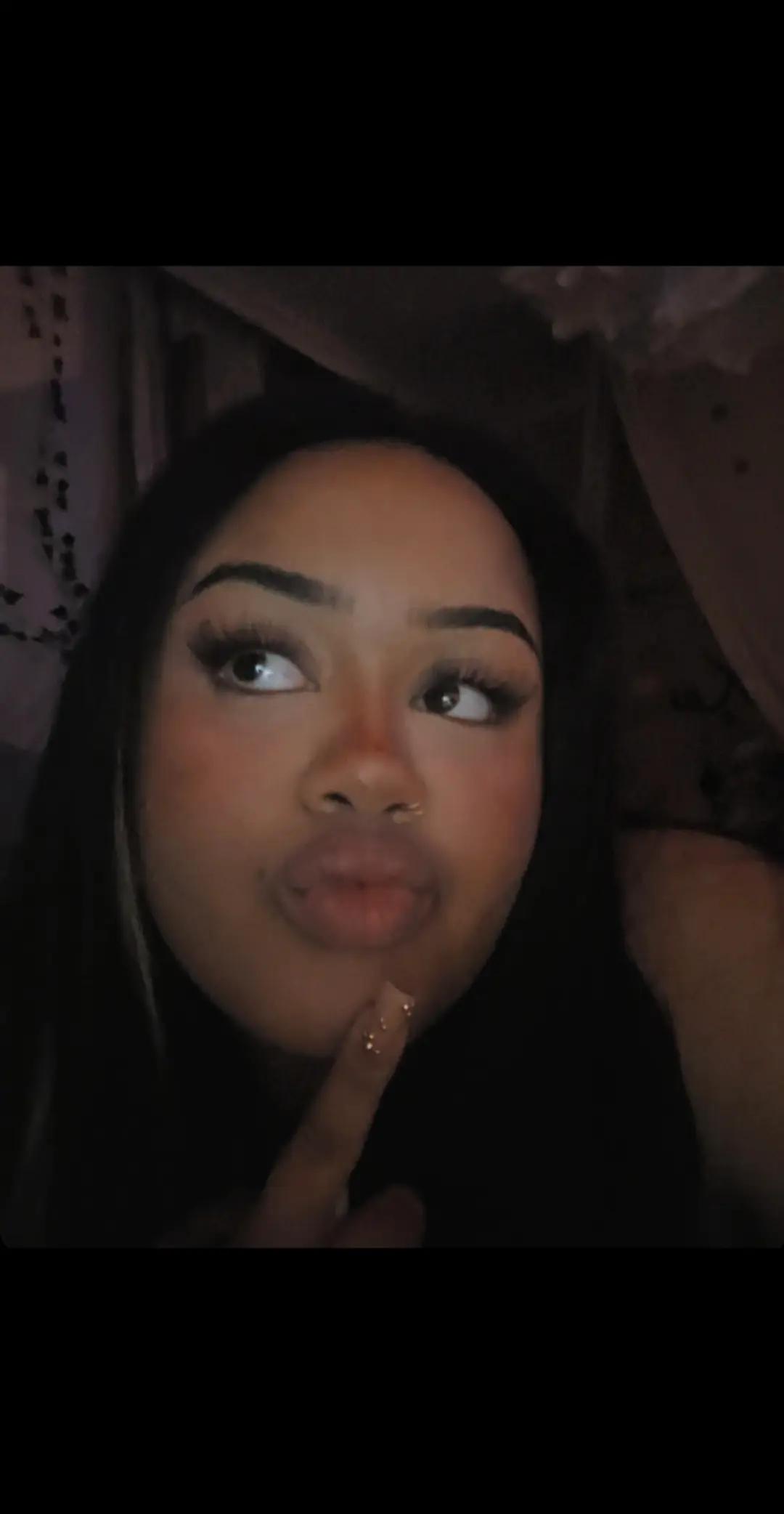 @Ayoko