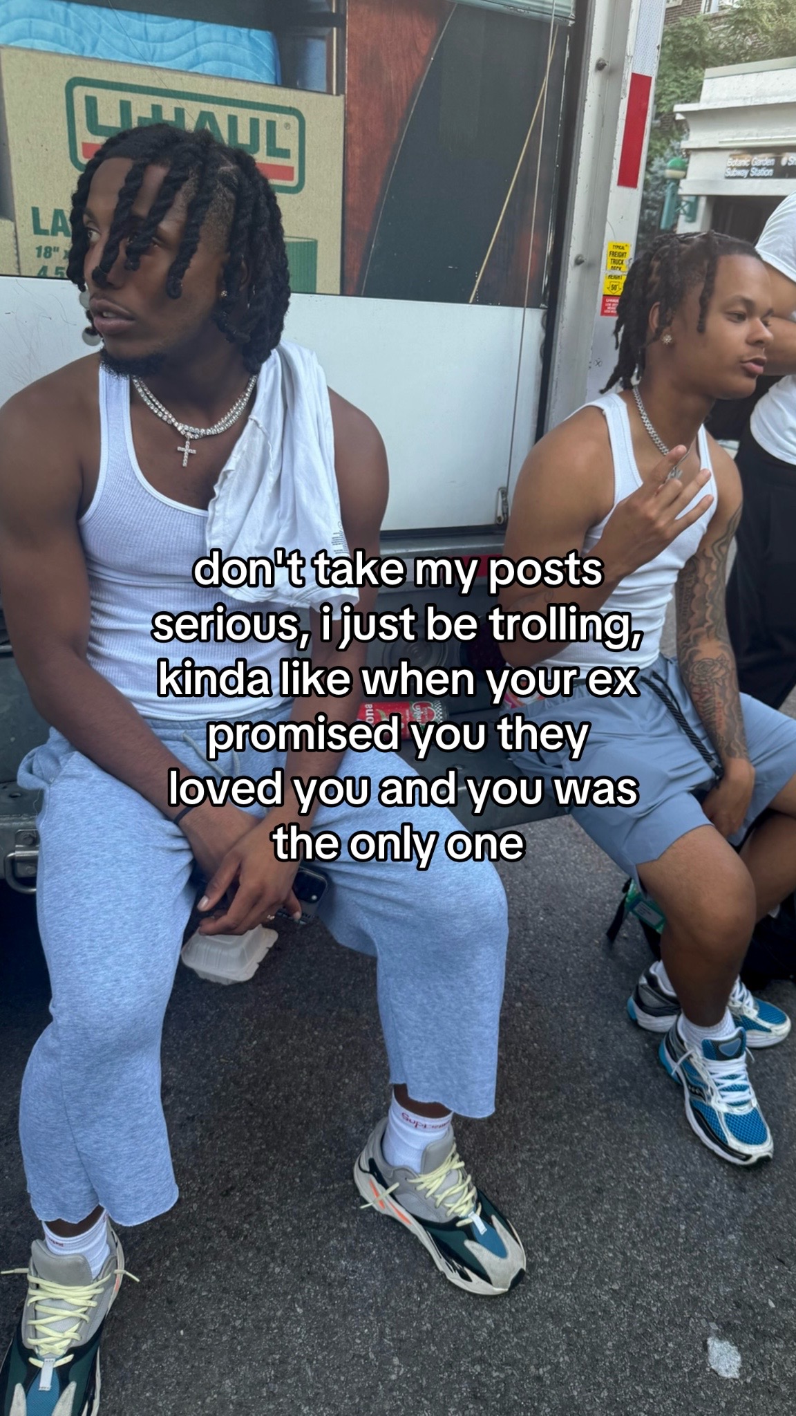 @Moneybag💰🖤