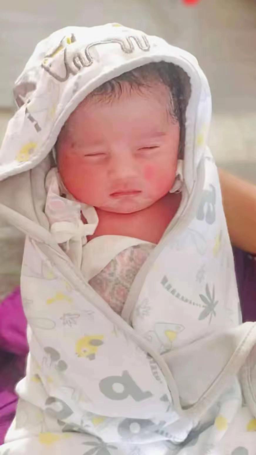 @👁️🤱🏻