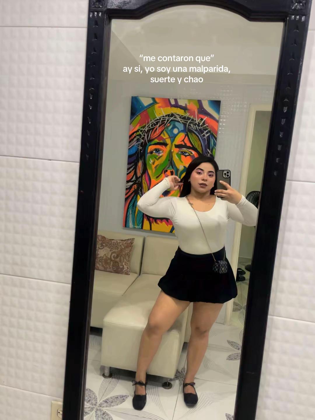 @PRISCILA