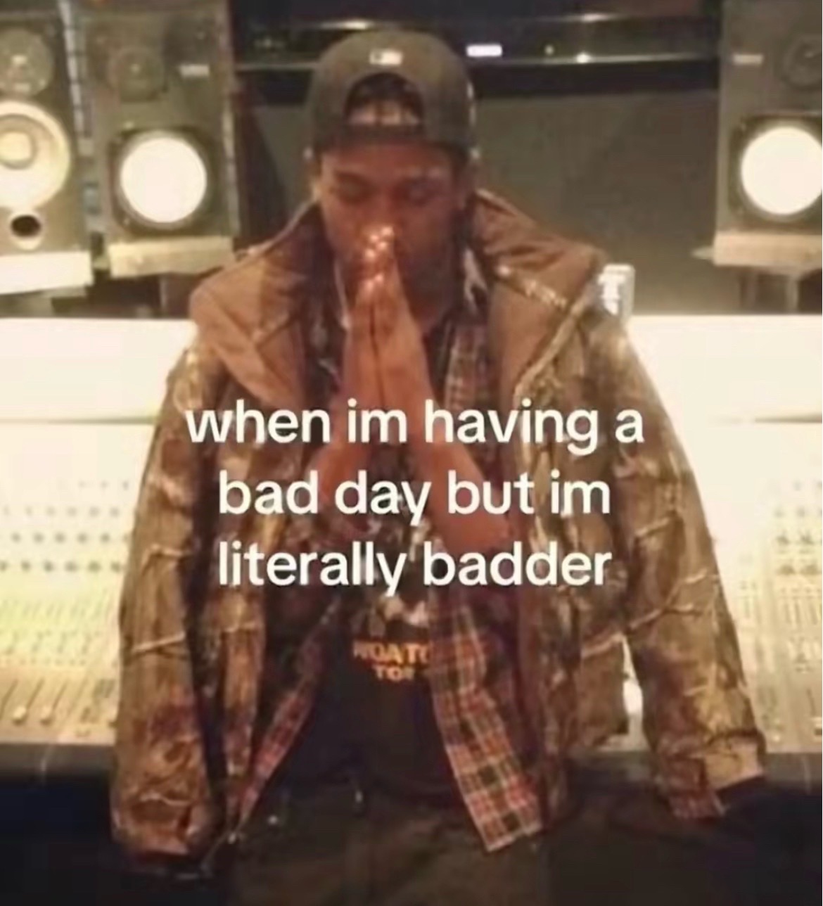 @️