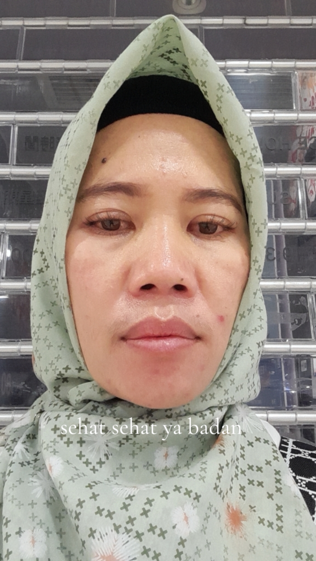 @iyux