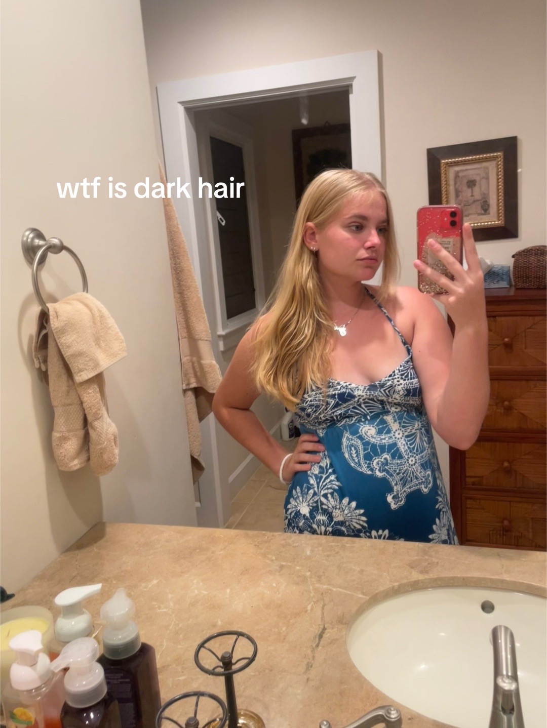 @🐒ophia