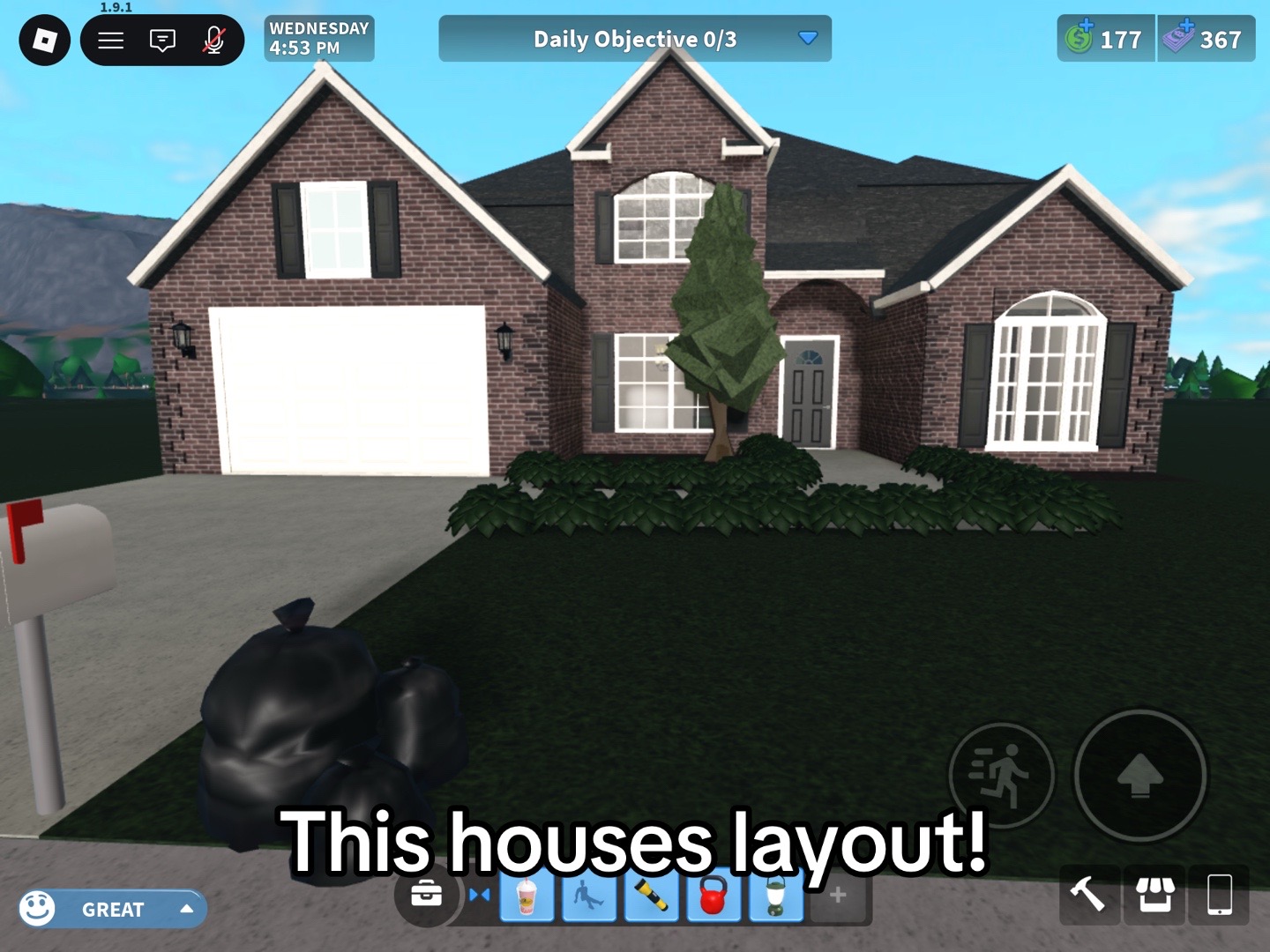 @Licia | bloxburg builder