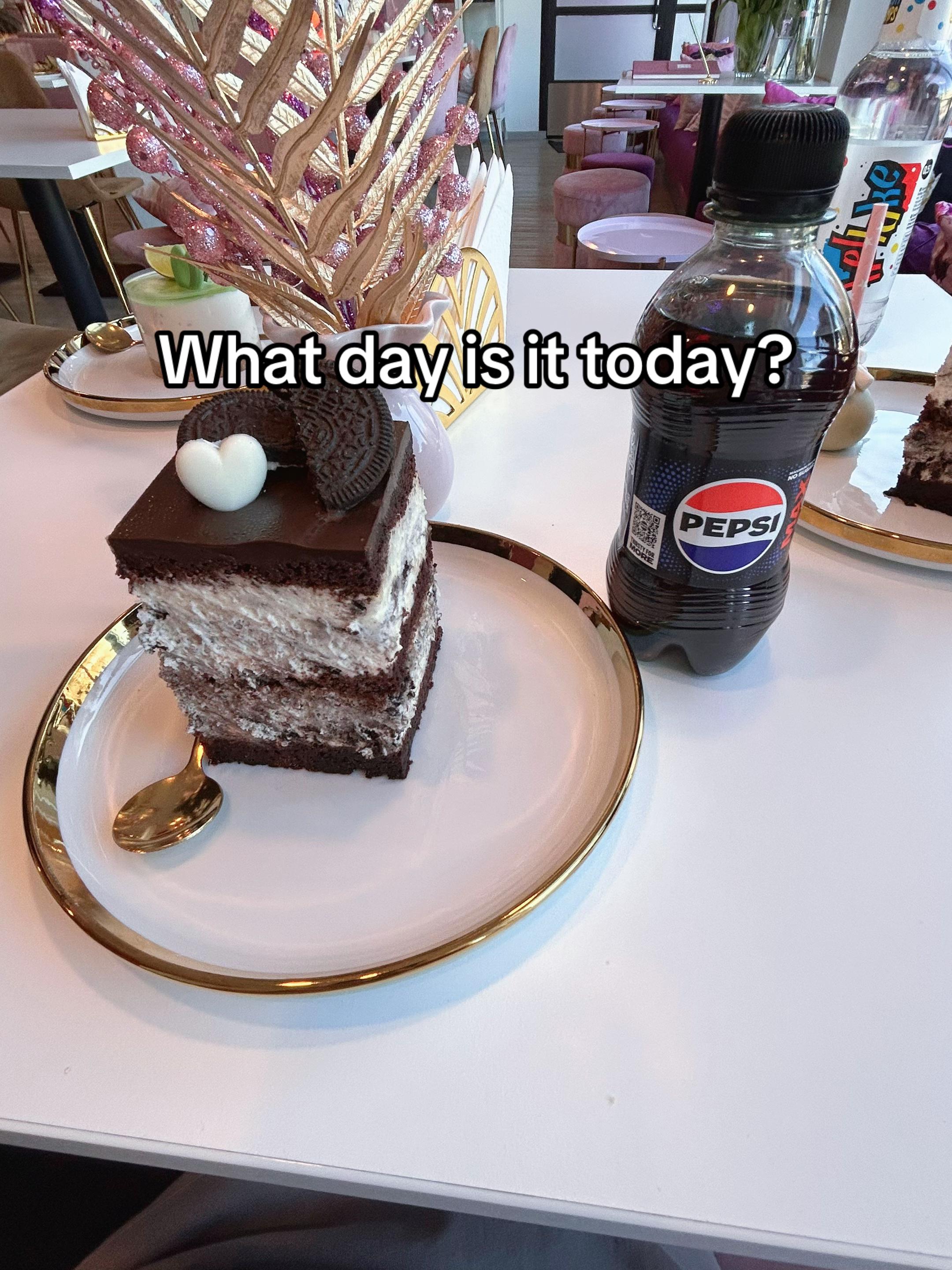 @🇪🇪𝙵𝚛𝚘𝚣𝚝𝚢𝚢ツ🇪🇪
