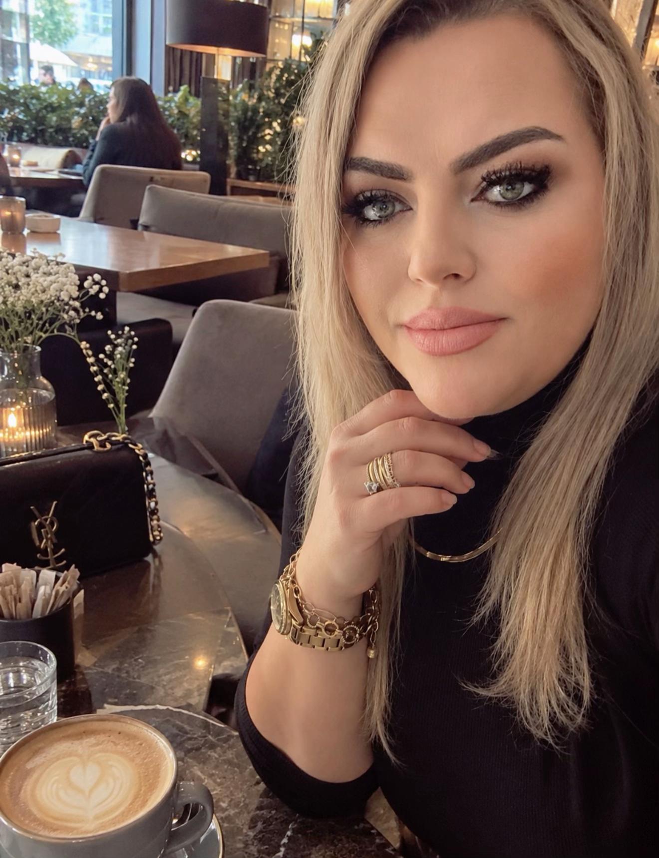 @🦋𝑍Ü𝐿𝐸𝑌𝐻𝐴🦋