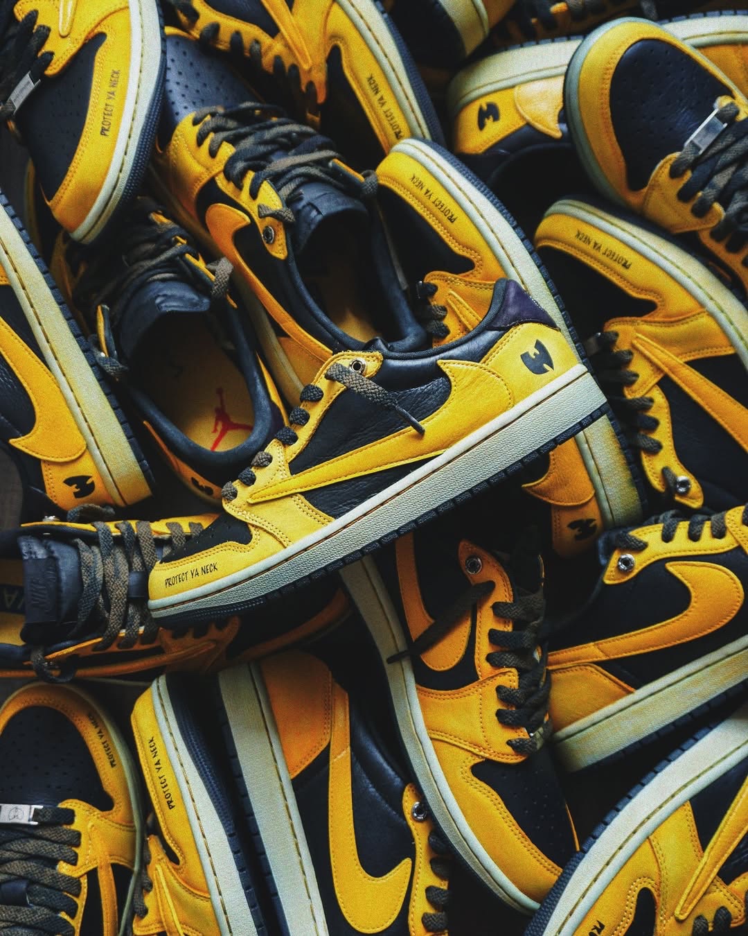 @Sneakers news