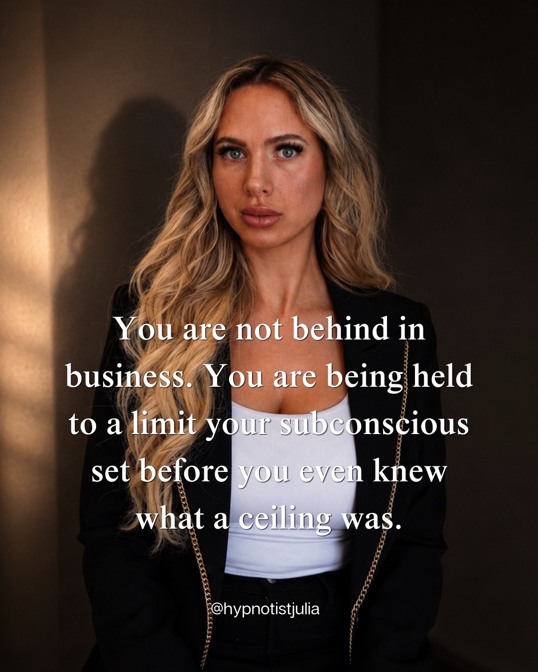 @Hypnotist | Julia Hankins