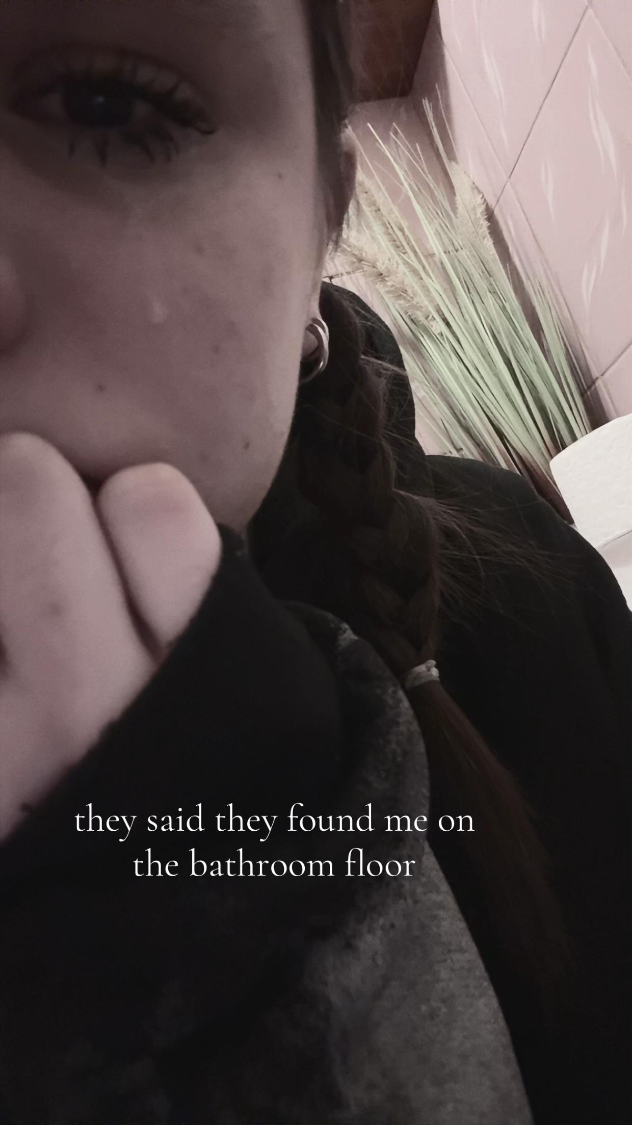 @️