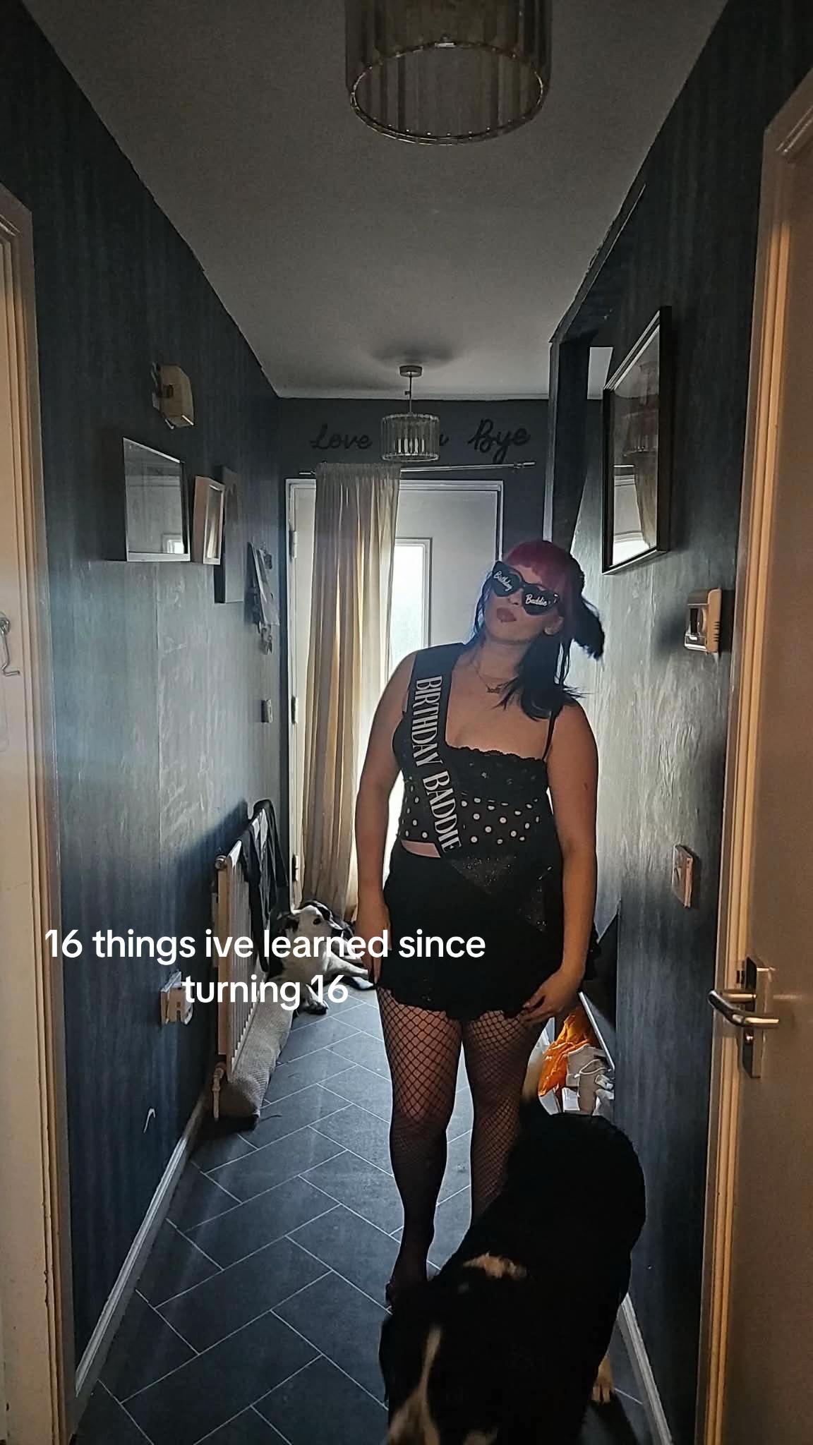 @️
