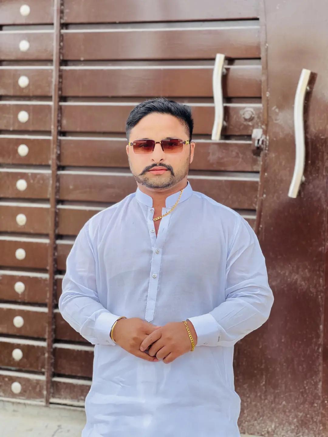 @Malik Bagi