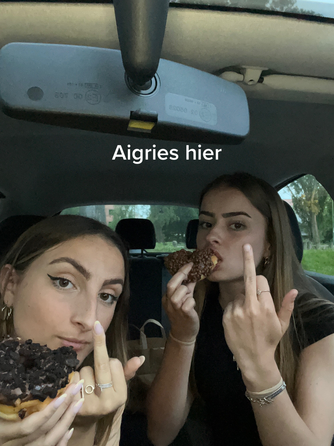 @Lili & Mrgx 👯♀️