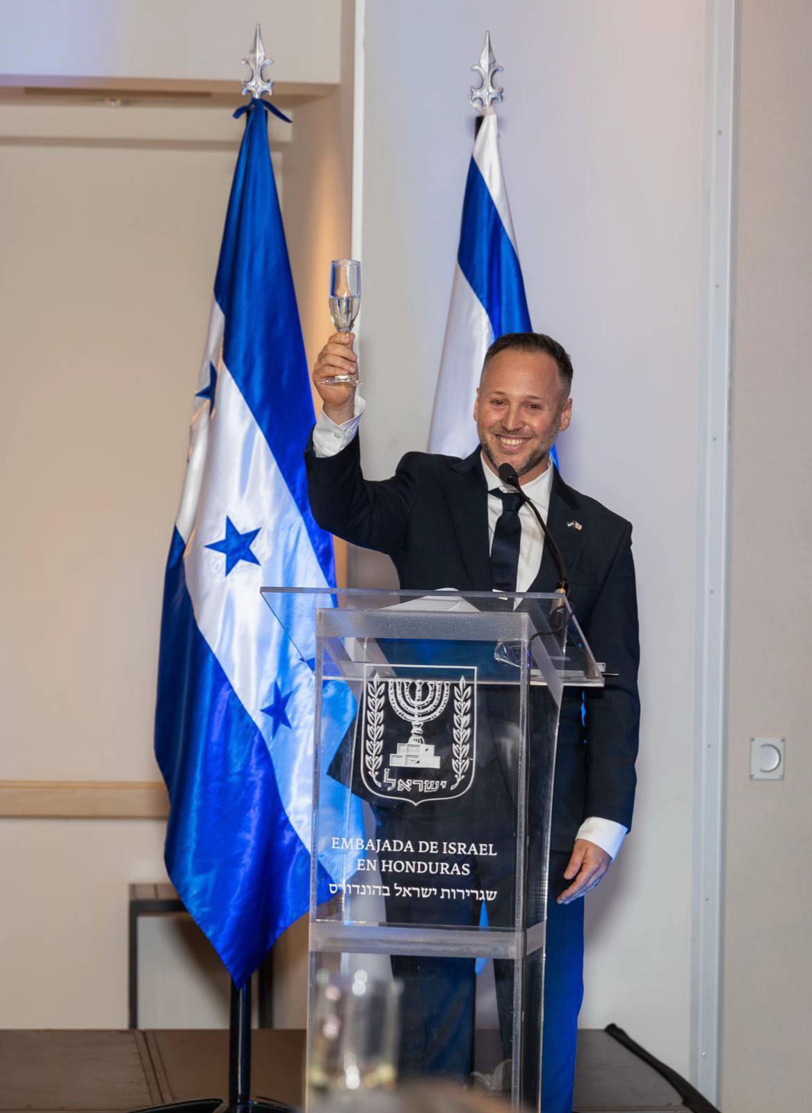 @IsraelenHonduras