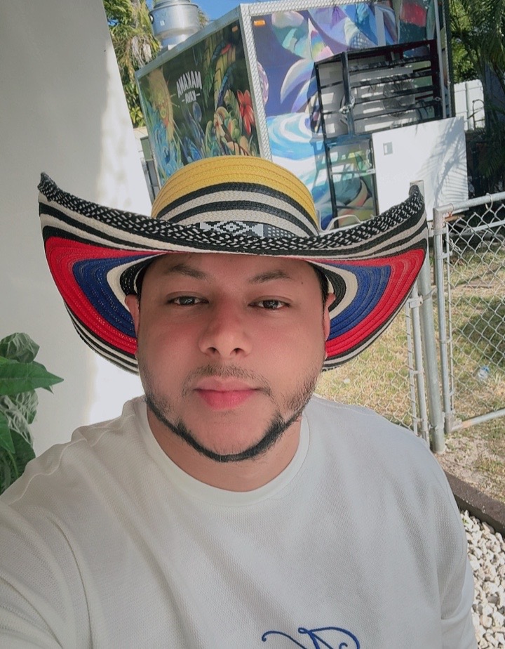 @velazco