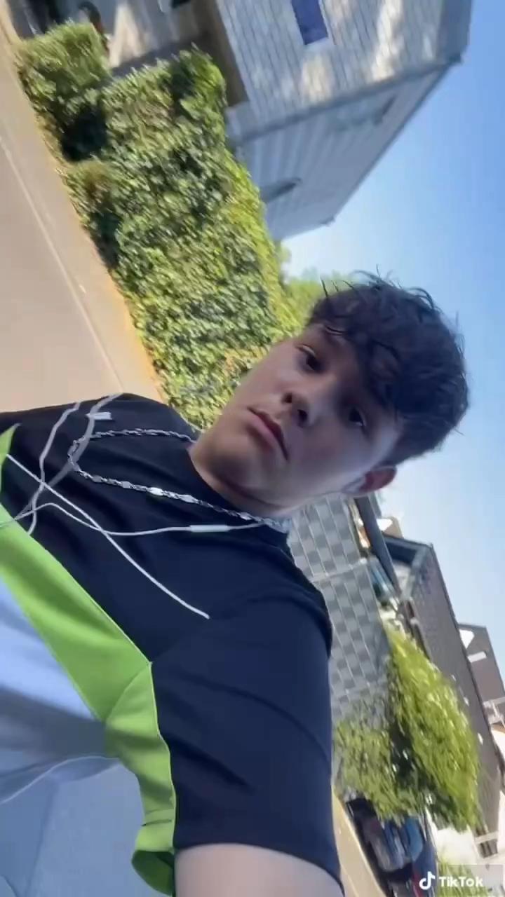 @𝐆