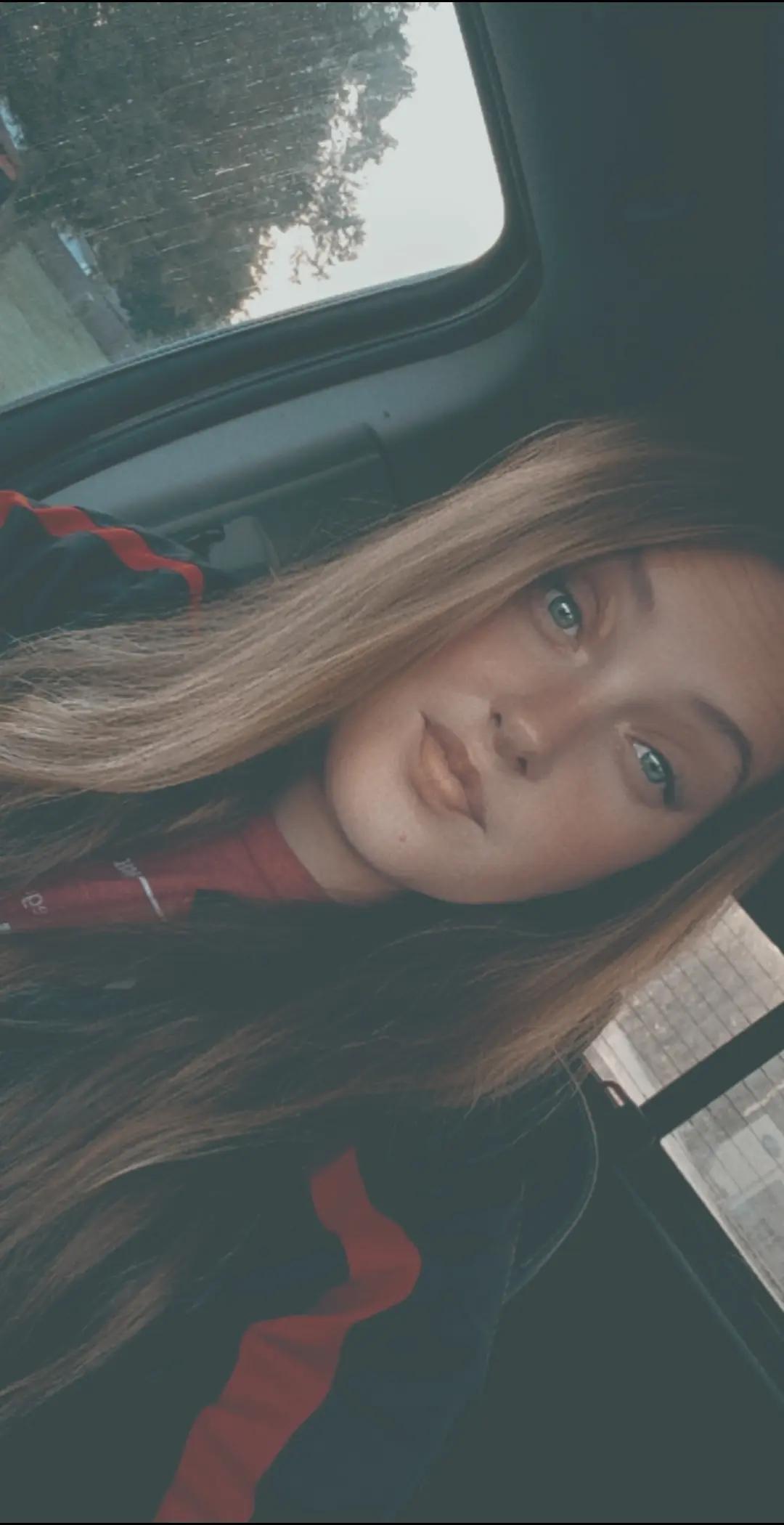 @Samantha Lynn❤️💛