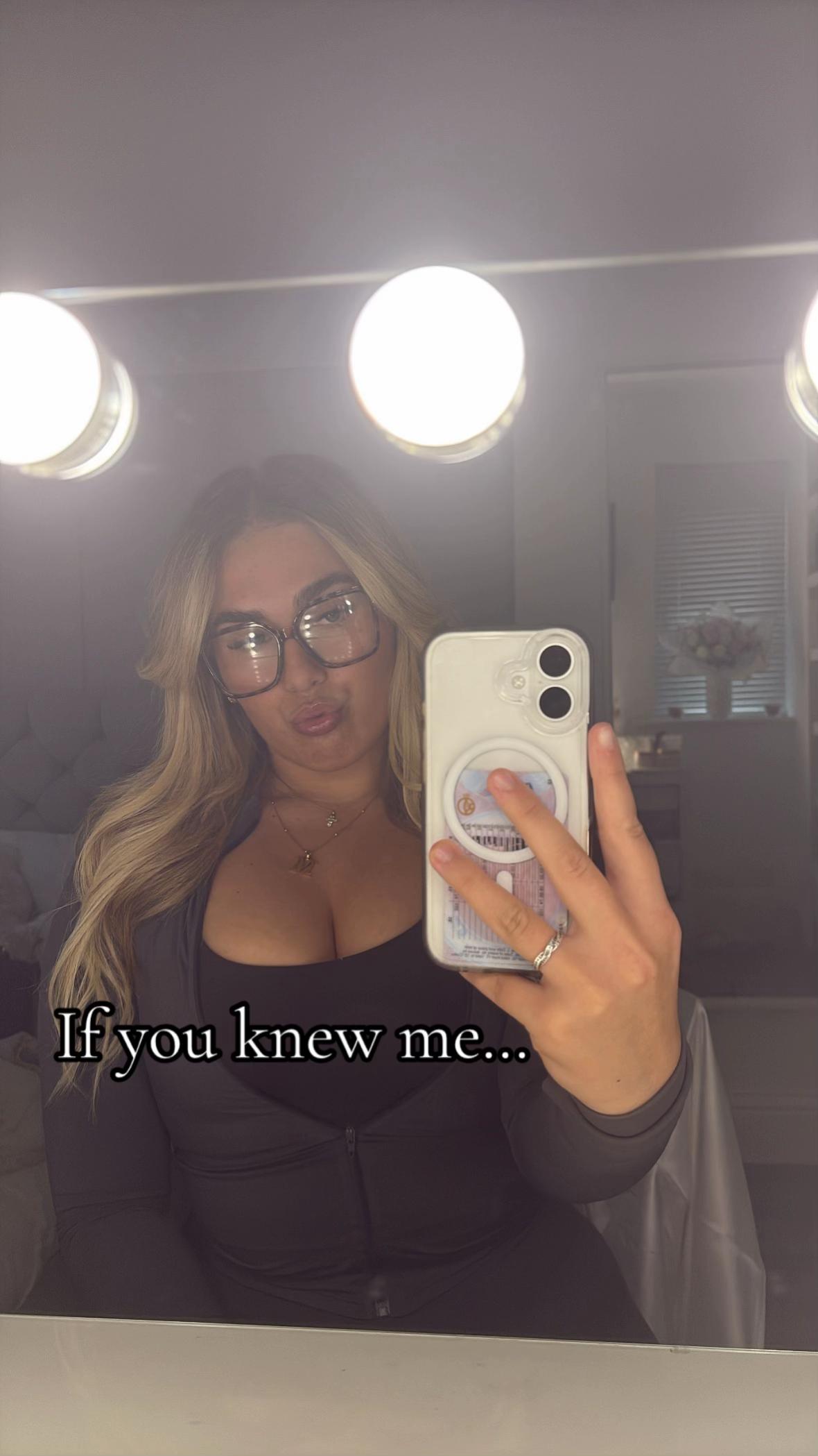 @Miaa