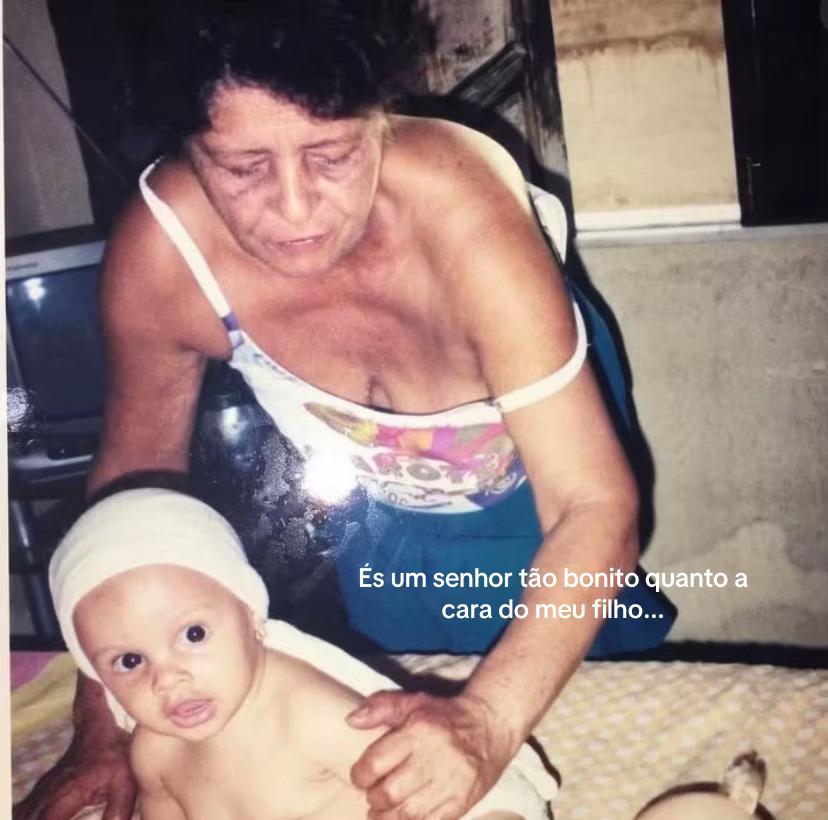 @Ana Caroline Moreira
