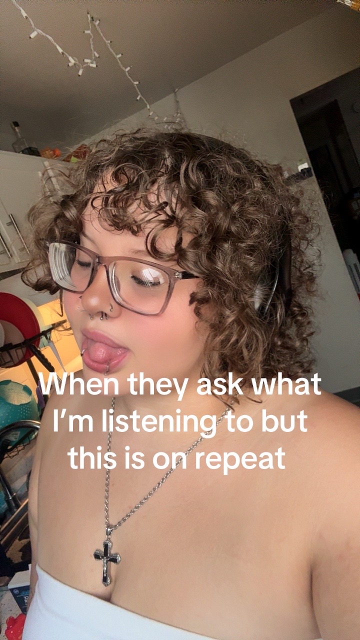 @Alexis🖤🤍
