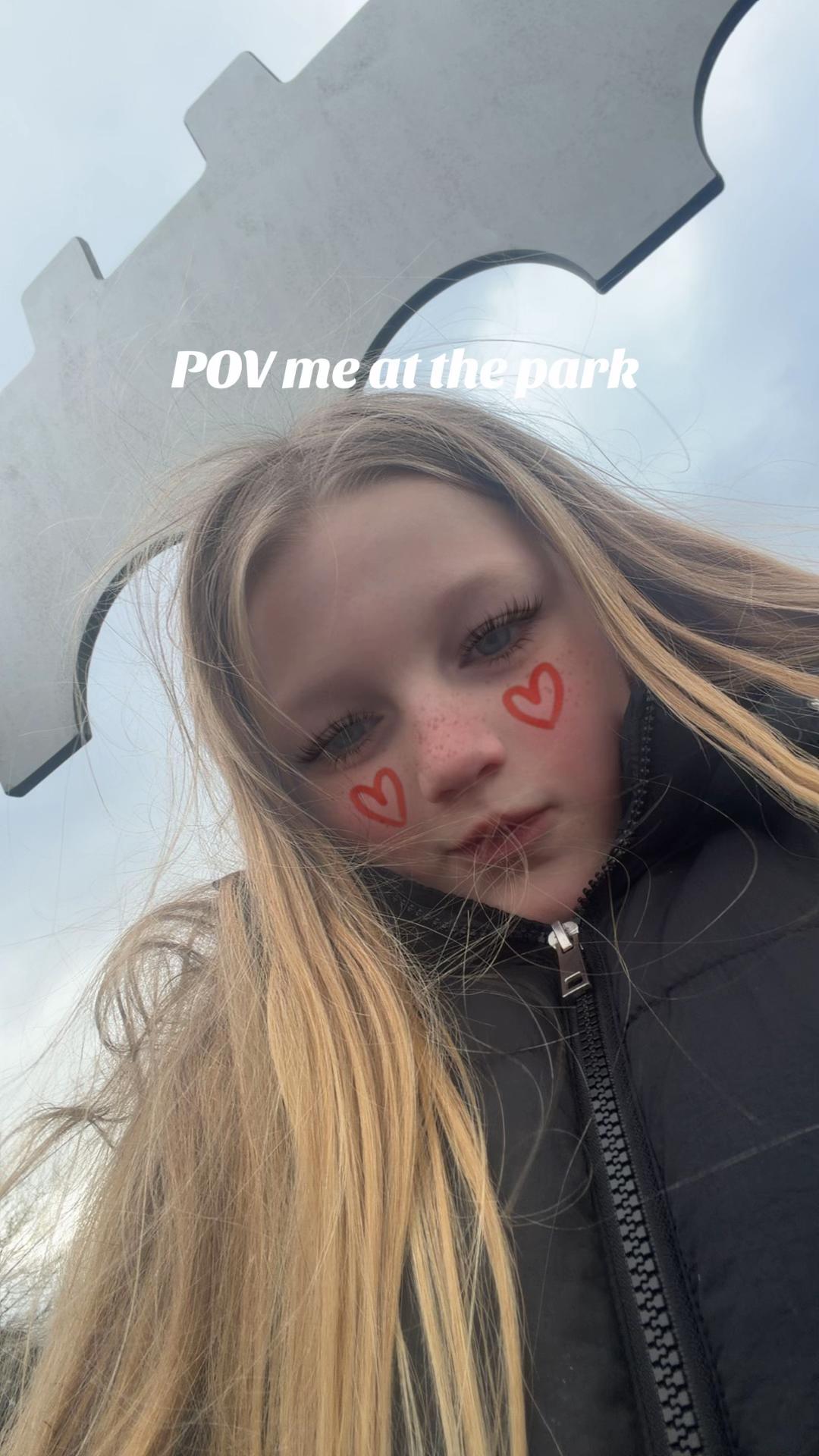 @Emily 🦋