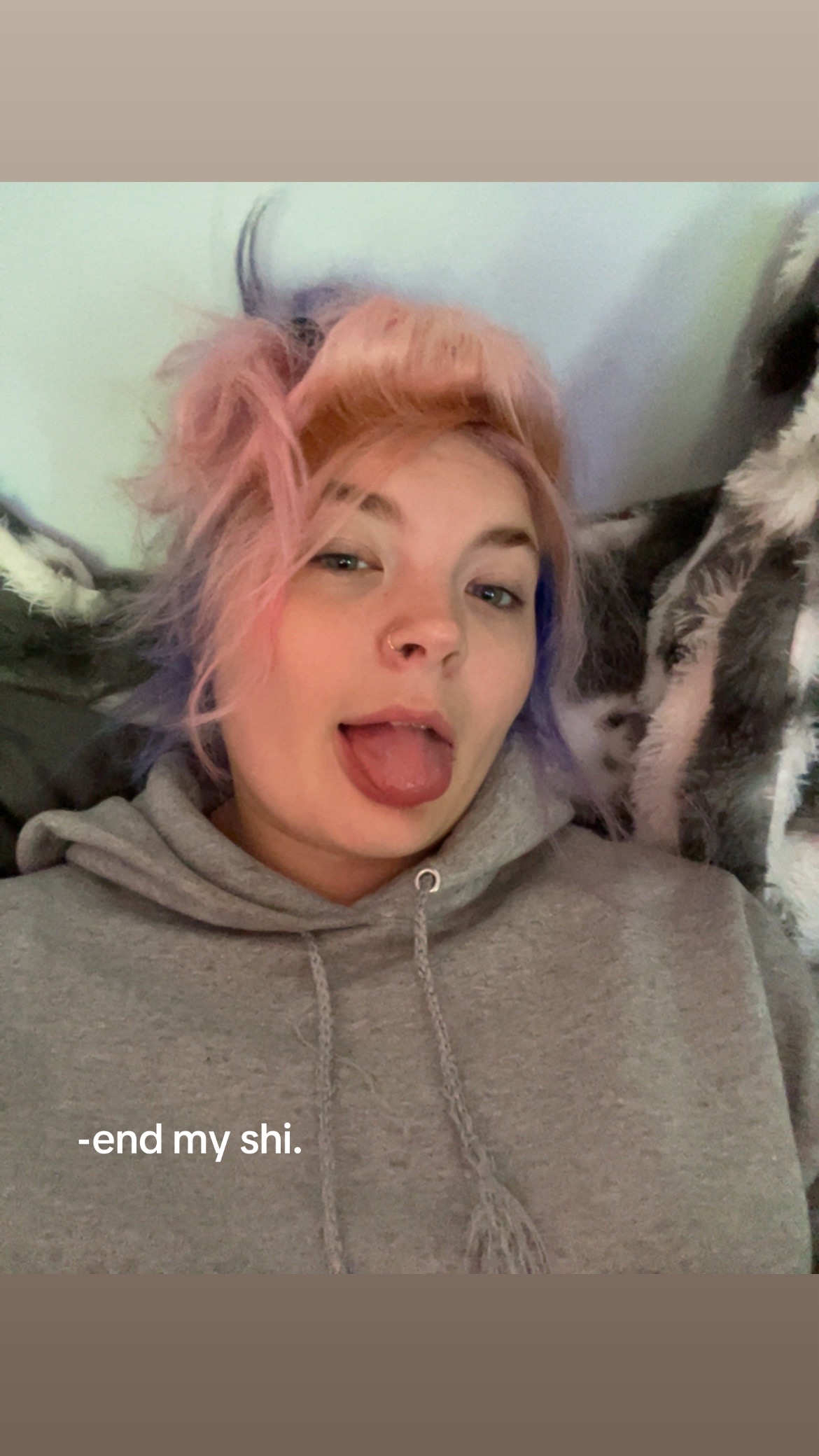 @??