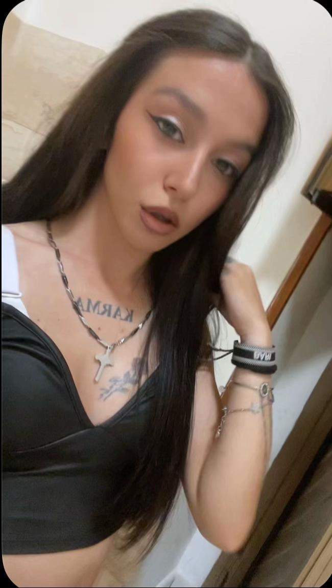 @Mary🐺🌹