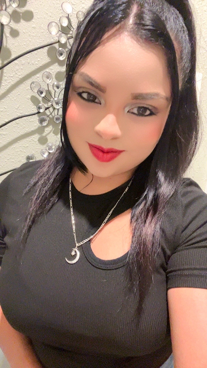 @yoliespinal